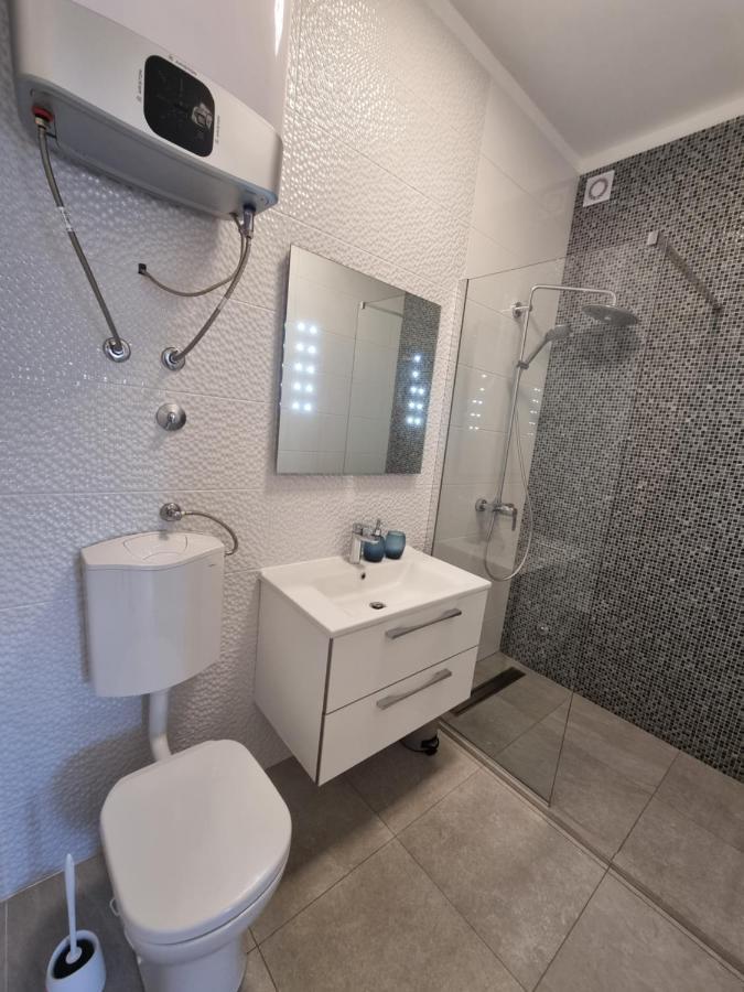 Villa Madison Posedarje Esterno foto